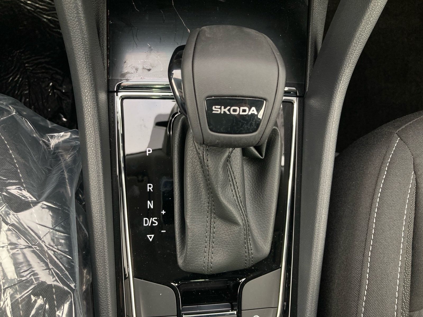 Skoda Karoq - Bild 14