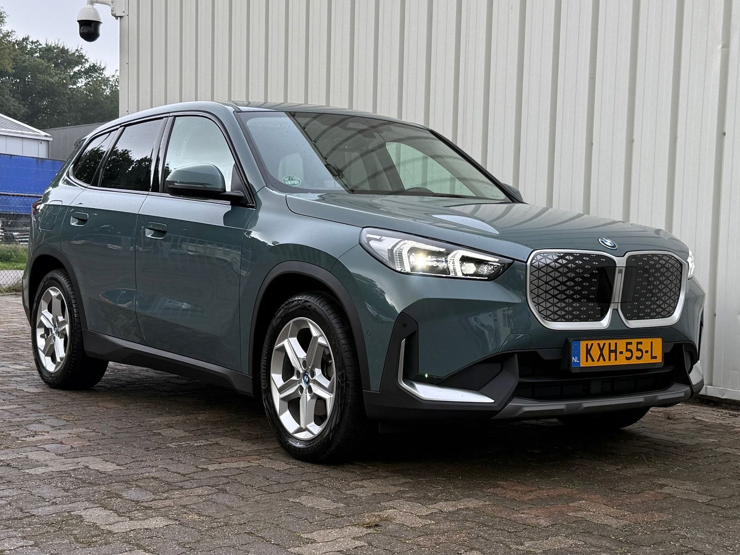 BMW iX1 EDrive20 67 kWh ACC PANO SoH 97 % LED MASSAG imagem 2