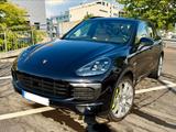 Porsche Cayenne S E-Hybrid, Approved 2027, 118ts km, LED - Porsche Cayenne mit Hybrid-Antrieb: Luftfederung