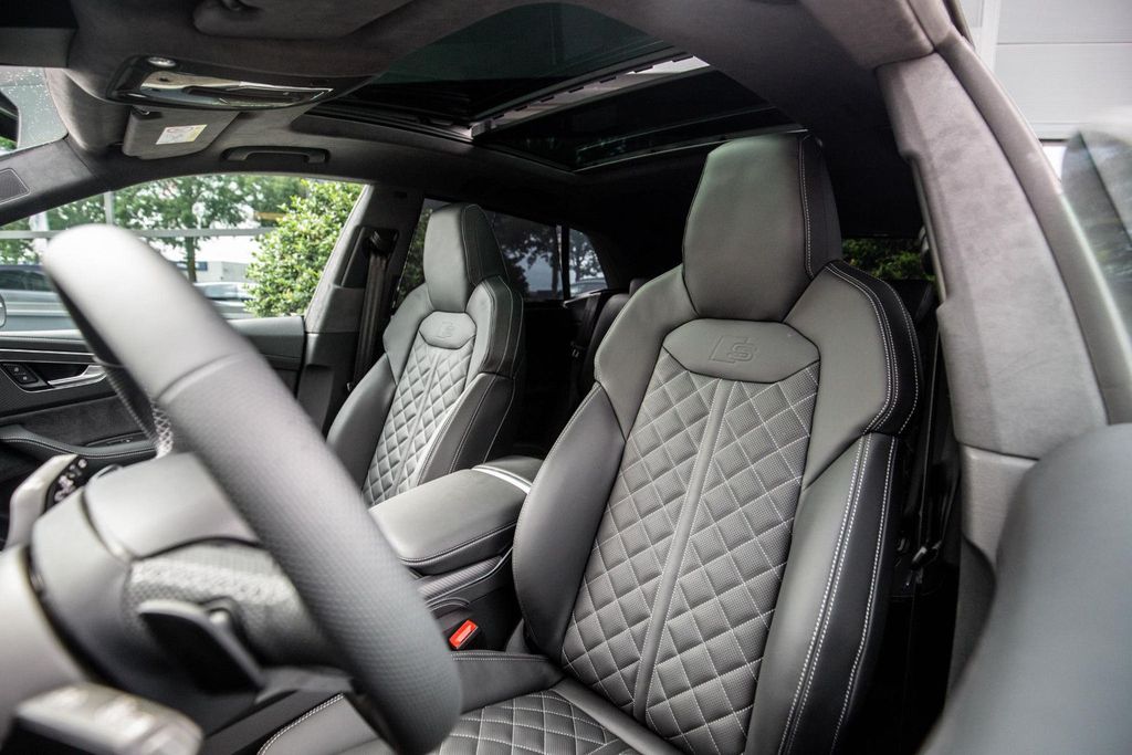 Audi Q8 — fotografia 3