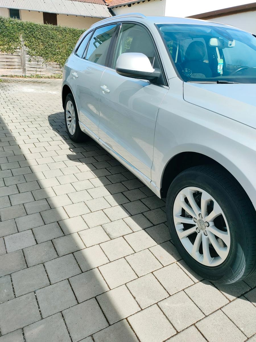 Audi Q5 3.0 TDI quattro ALLRAD | AHK | STANDHZ |
