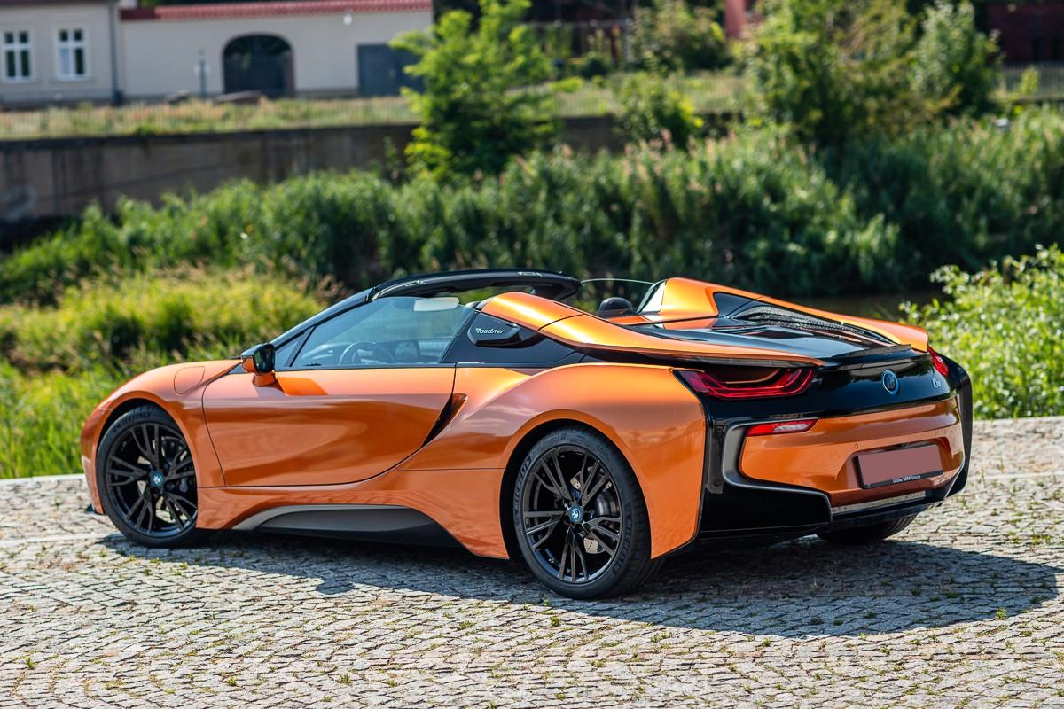 BMW i8 Roadster Basis