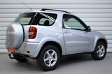 Toyota RAV4 2.0 Sol+1.Hand+AHK+Klimaautom.+Automatik - gebrauchte Toyota RAV 4 aus dem Jahr 2004
