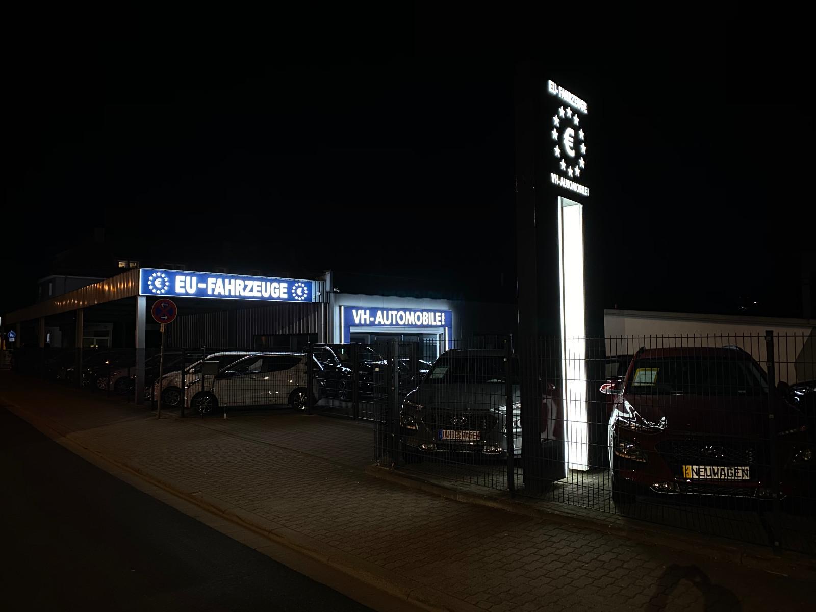 Volkswagen Caddy Maxi*DSG*7-SITZE*LED SW*PDC vo&hi&KAM*Sihz