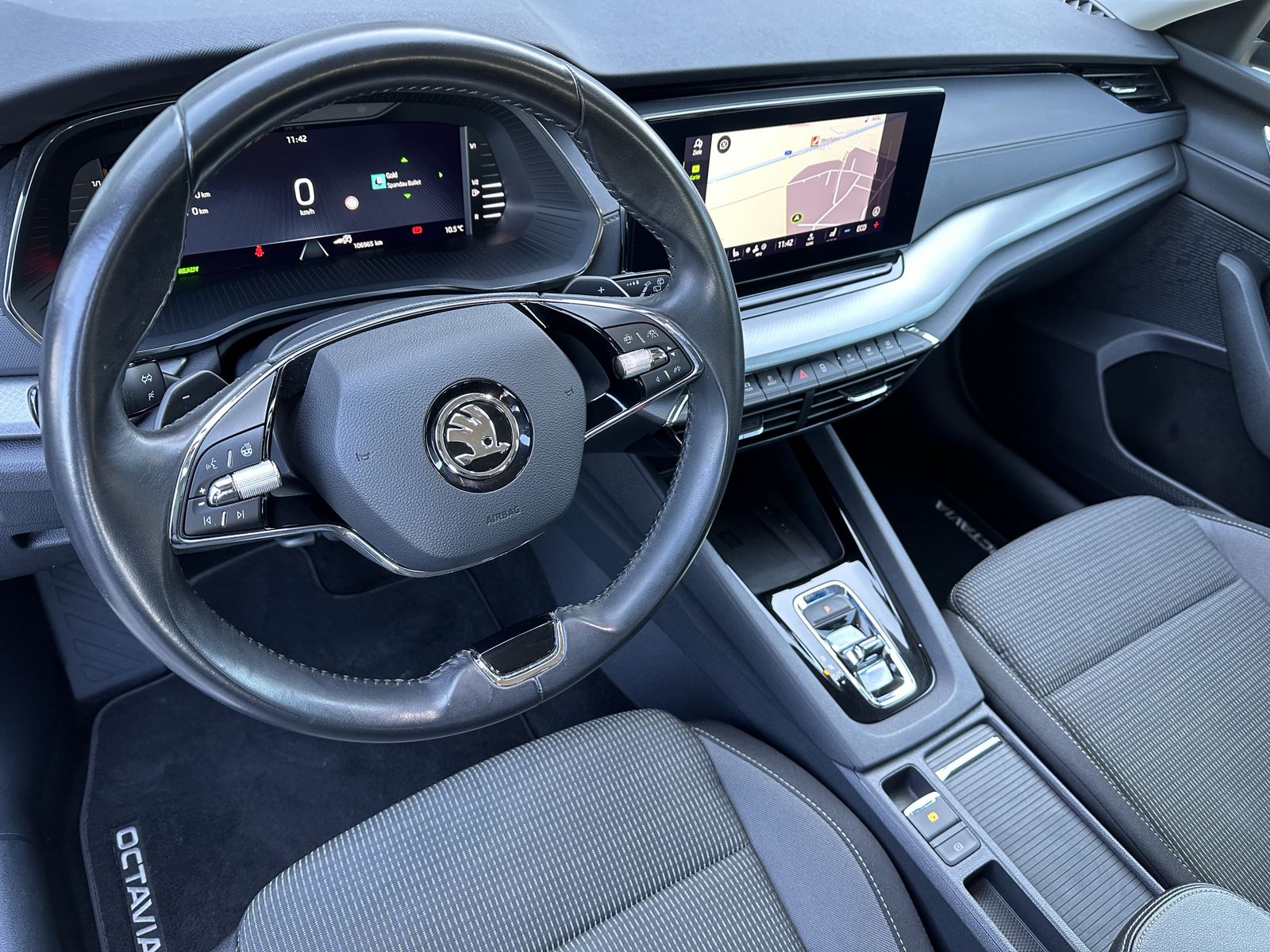 Fahrzeugabbildung SKODA Octavia Ambition iV 1.4 TSI DSG NAV+LED+ACC+18ZO