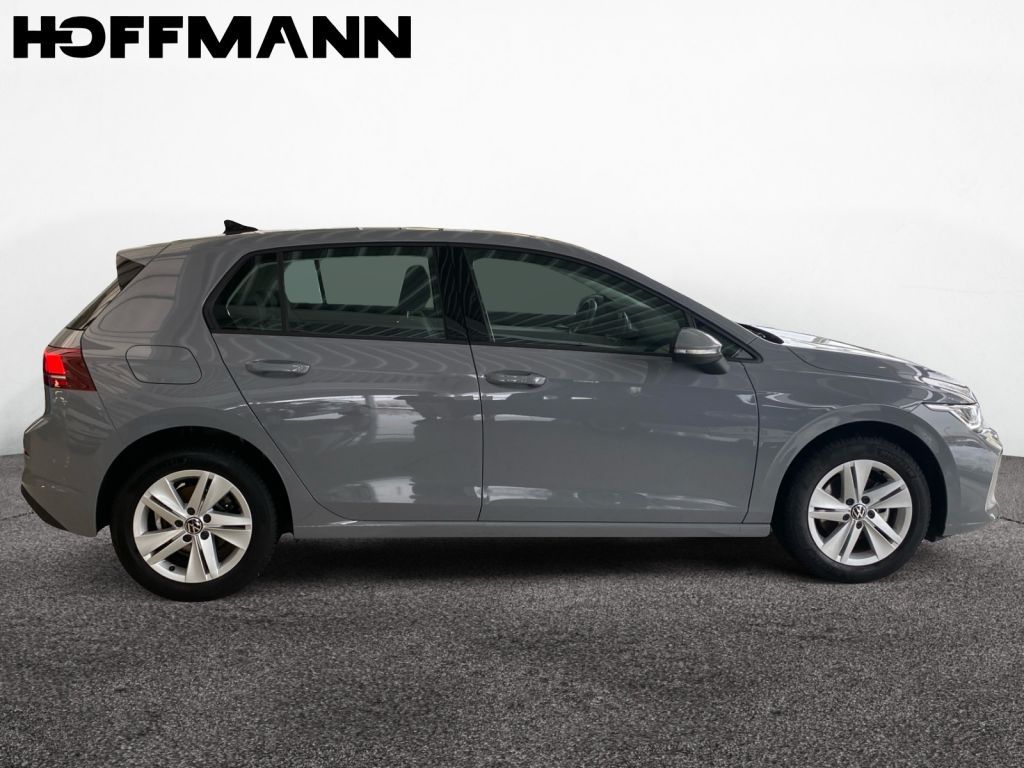 Fahrzeugabbildung Volkswagen Golf 1.5 TSI Life 3 Jahre NW Anschlussgarantie