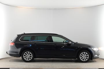 Volkswagen Passat Variant - 8