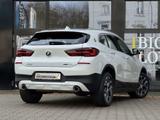 BMW X2 sDrive20i LED Aut. Pano Navi PA PDC Shz DAB - gebrauchte BMW X2 aus dem Jahr 2022