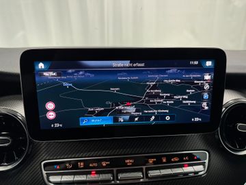 Mercedes-Benz V 250 AMG Paket*AHK*LED*Kamera*SH*Navi