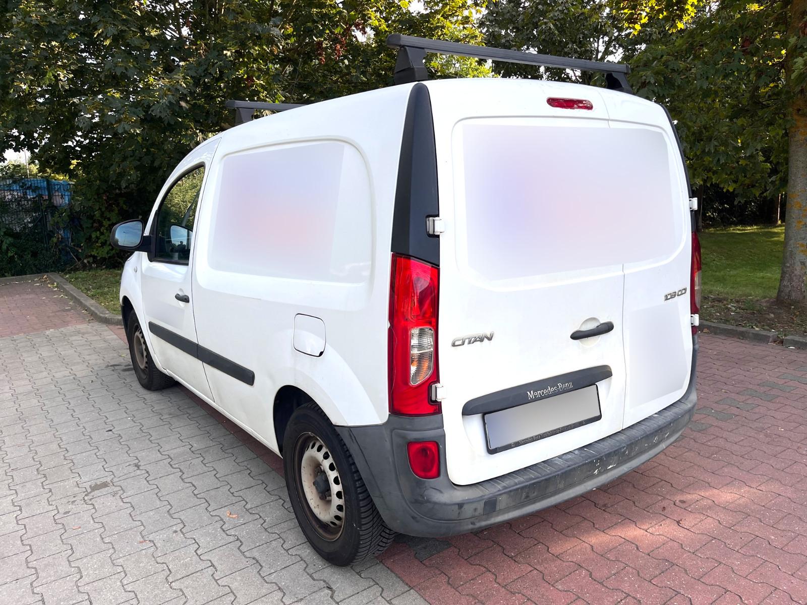 Mercedes-Benz Citan 2015 — interior