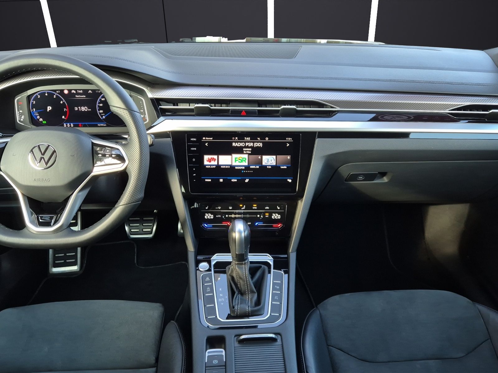 Fahrzeugabbildung Volkswagen Arteon SB TSI R-Line DSG 4M Matrix AHK Navi AID