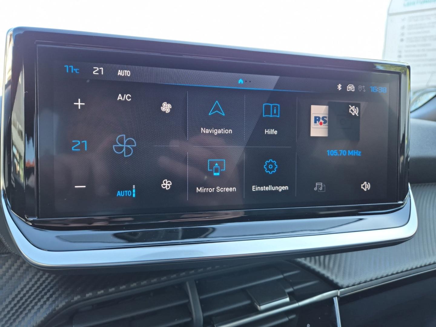 Peugeot 2008 Allure Hybrid AT Navi-u.Zugangs-Paket Sicht