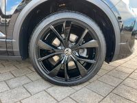 VW T-Roc 2.0 TSI OPF DSG 4M R-Line NAV PANO MATRIX bei Autohaus Landmann & Maier OHG