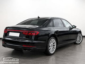 Audi A8 - 2