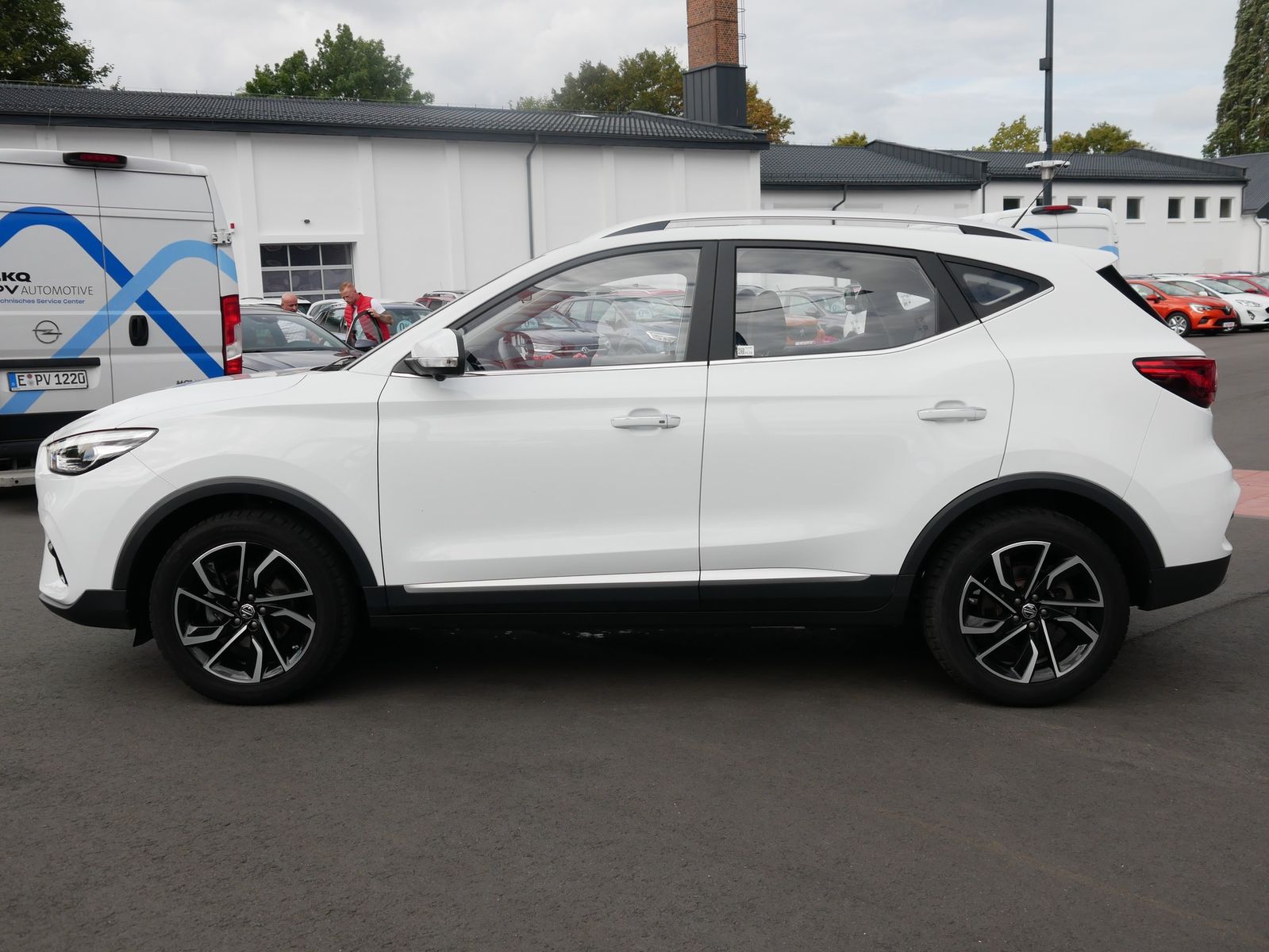 MG ZS