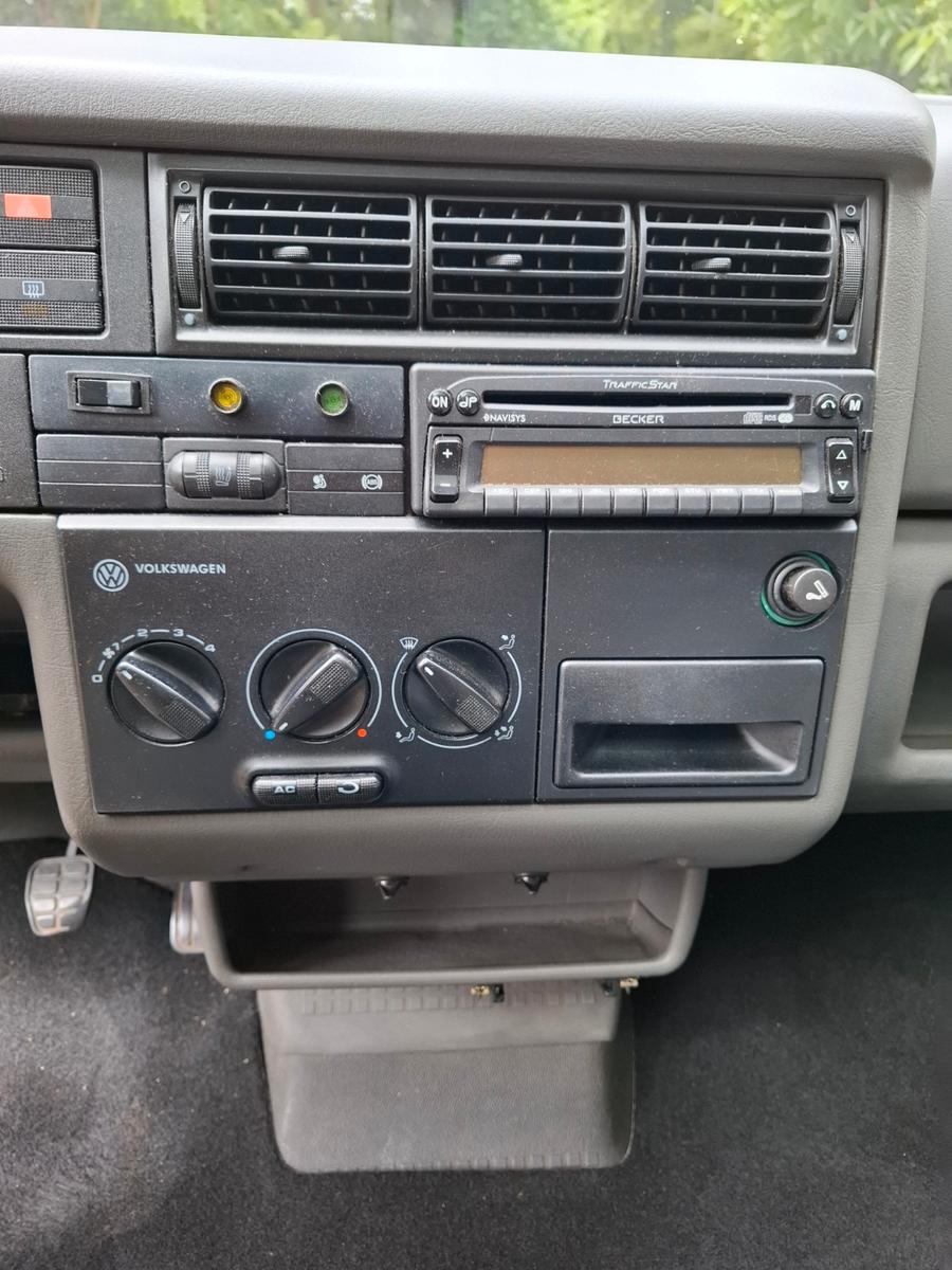 Volkswagen T4 Bestattungswagen auf Kombi Basis