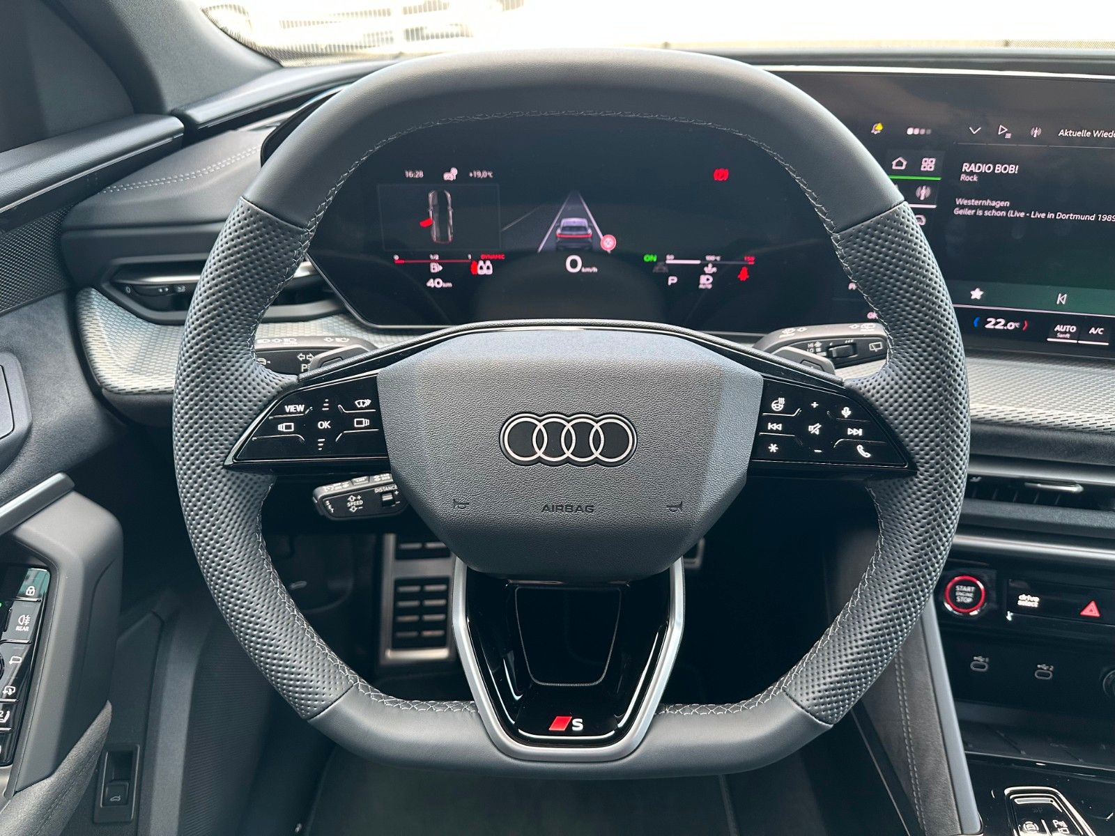 Fahrzeugabbildung Audi SQ5 Sportback quattro edition one AHK