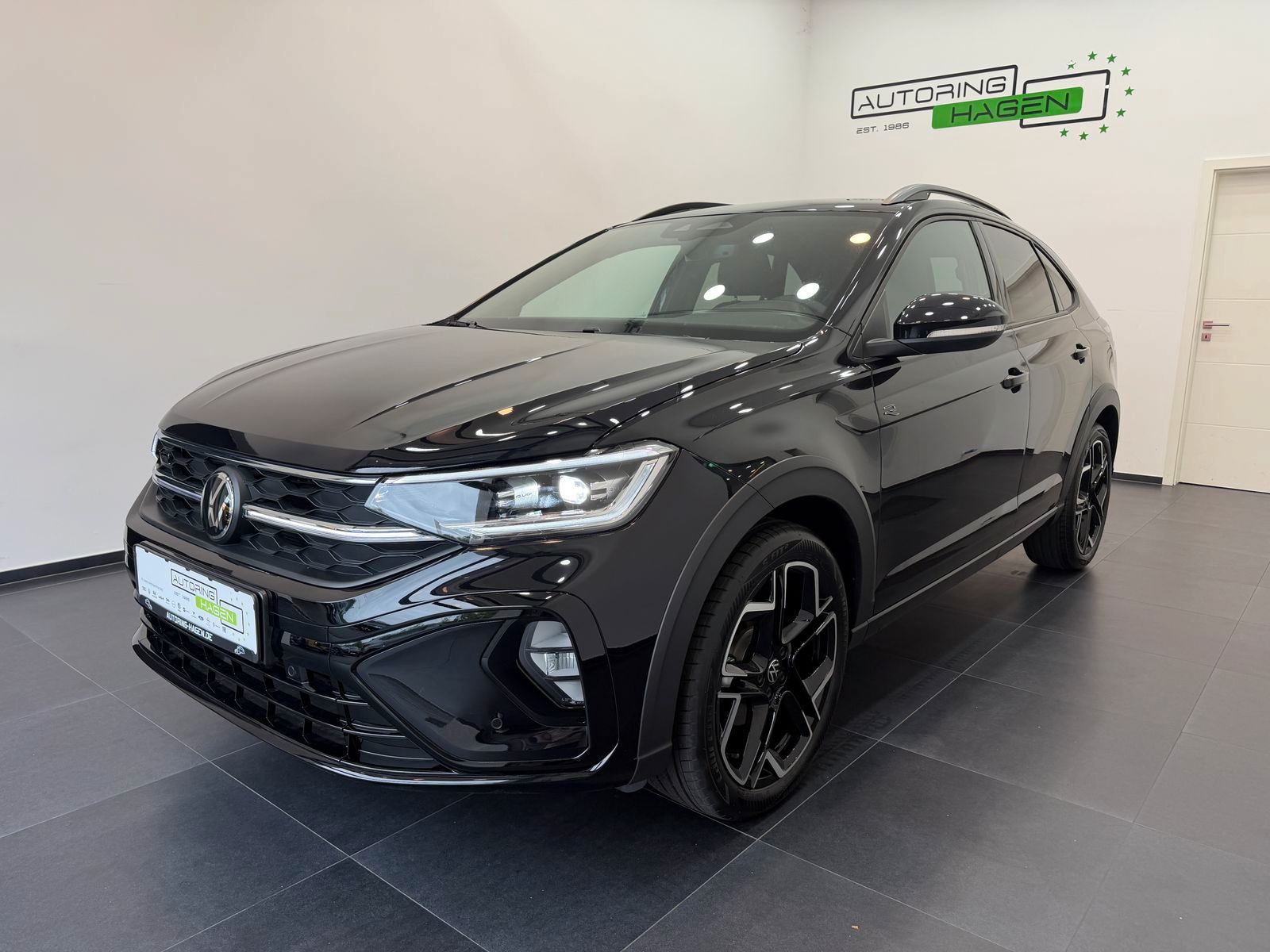 Volkswagen 150PS DSG R-Line Black-Style ACC|AHK|Matrix|18"