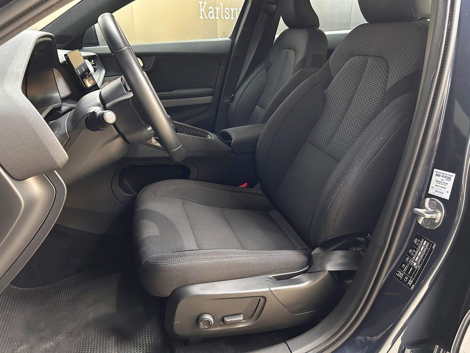Fahrzeugabbildung Polestar 2 LED+SHZ+NAVI+KEYLESS+ACC+360°+DAB+20"+