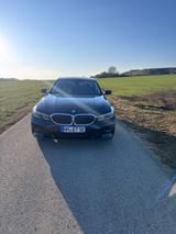 BMW 330e Sport Line Automatik Sport Line - BMW 330 Unfallwagen