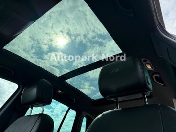 Volkswagen Tiguan - 10