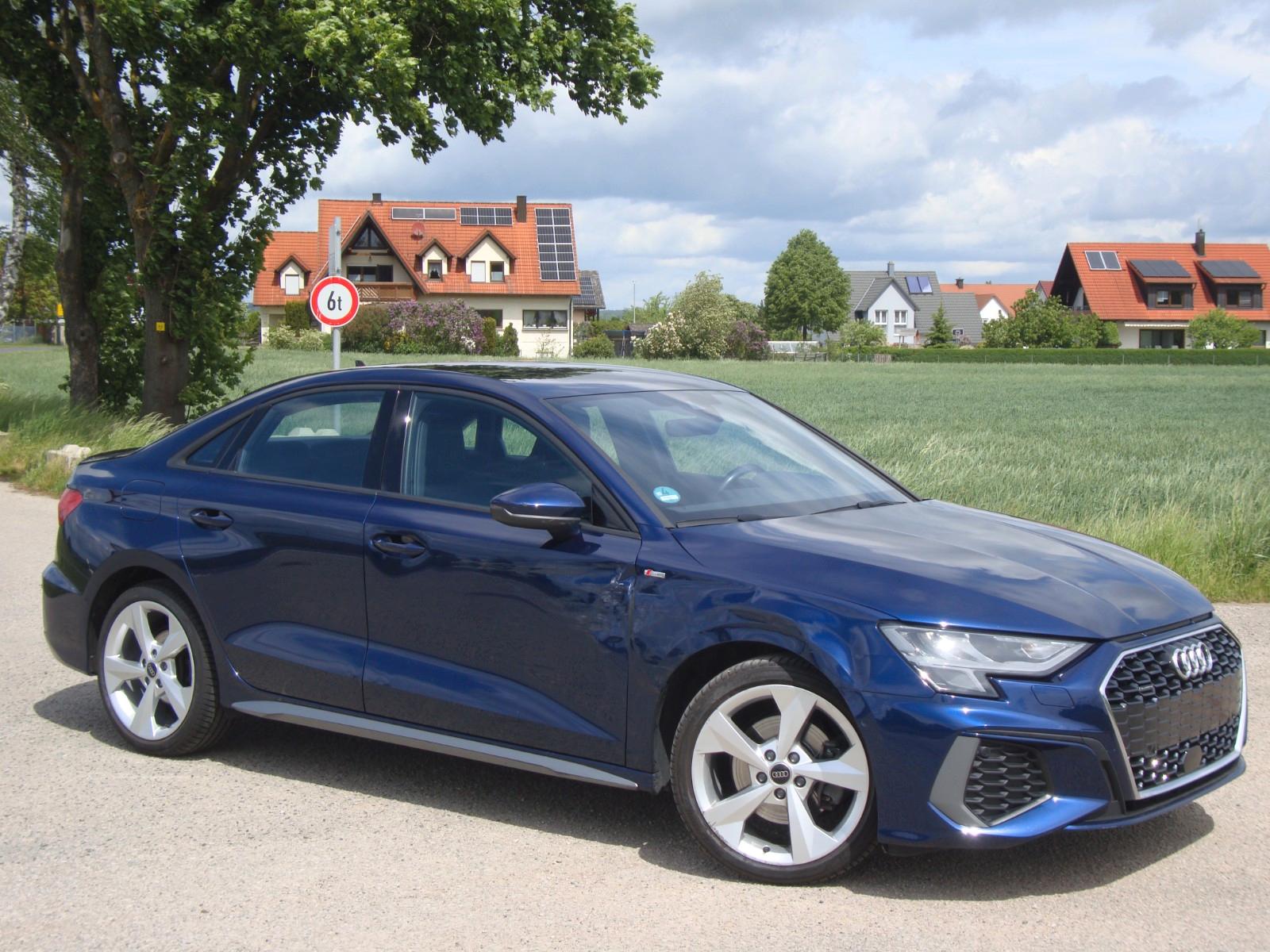 Audi A3 40 TFSI Stronic quattro S-Line Limousine*190P