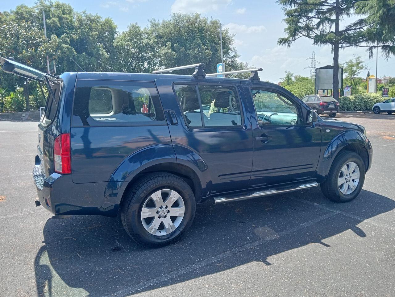 Nissan Pathfinder 2005 — photo 8
