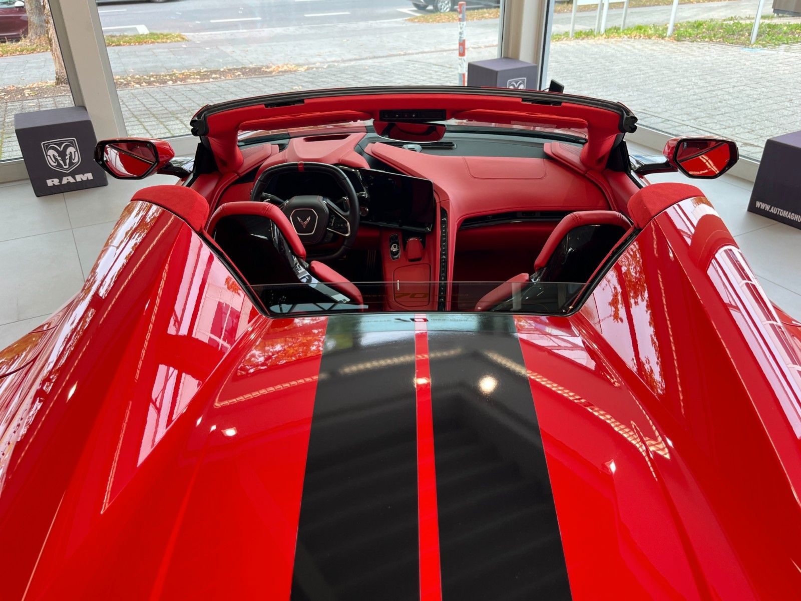 Fahrzeugabbildung Corvette C8 Cabrio 3LT *Magnetic Ride*HeadUp*Lift*
