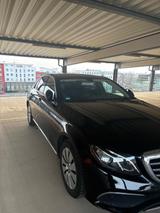 Mercedes-Benz E 350 d Autom. -Panorama, Sitzheizung, Teilleder - Mercedes-Benz E 350 in Bonn