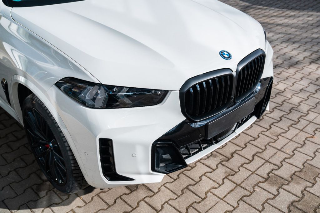 BMW X5 50e M SPORT PRO/ INNOVATION/ ICONIC GLOW BMW X5 50e M SPORT PRO/ INNOVATION/ ICONIC GLOW