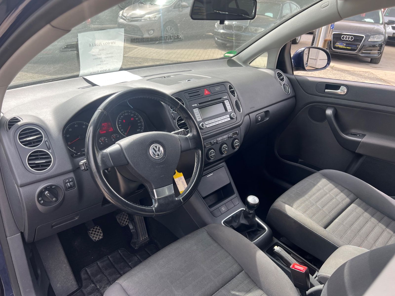 Fahrzeugabbildung Volkswagen Golf Plus V 1.6 Tour * 1.HAND *