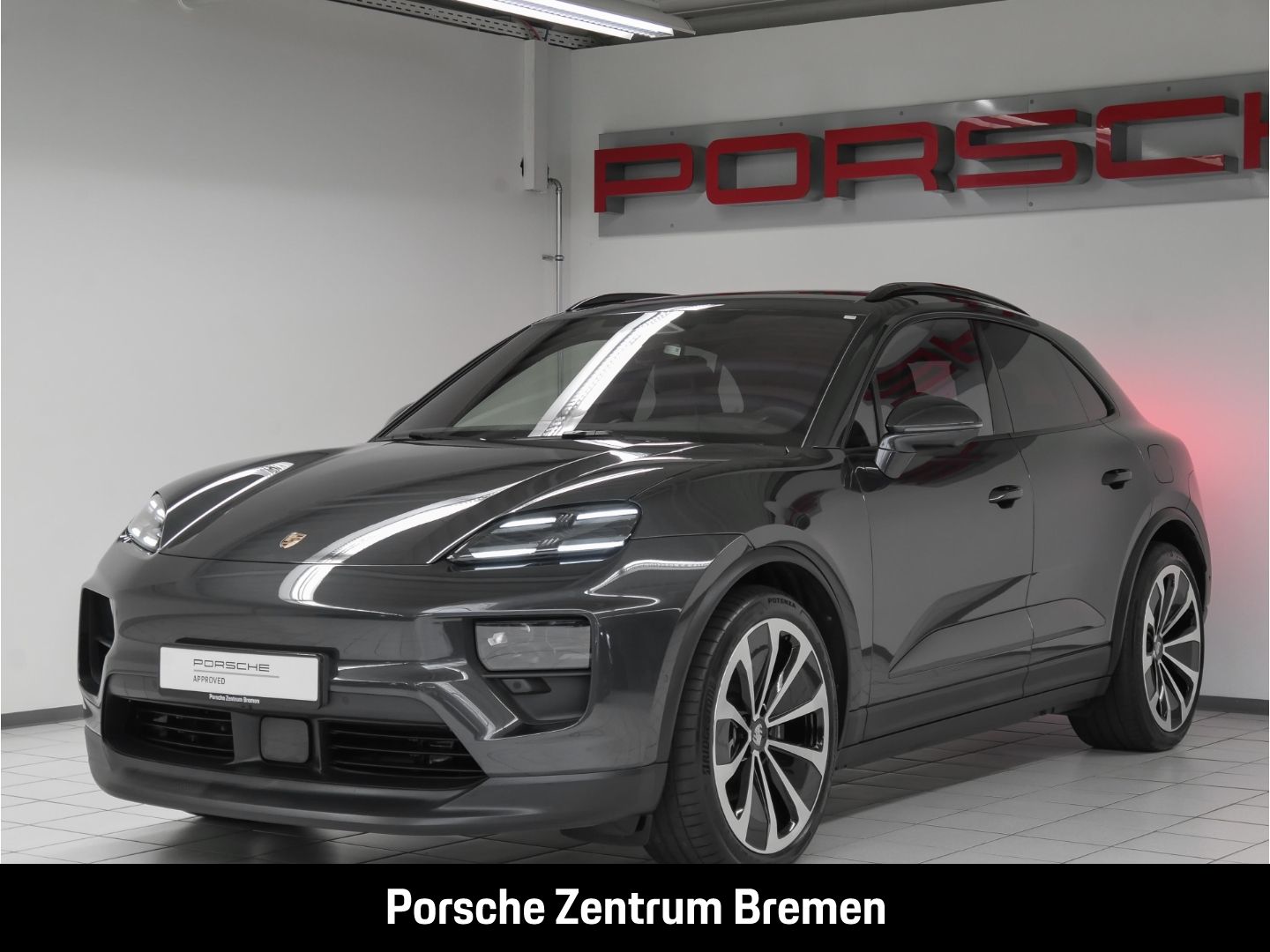 Porsche Macan 4 Panodach Luftfed HUD 22 Zoll Matrix ACC