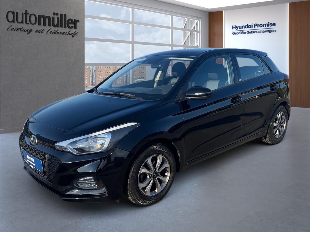 Hyundai i20 TREND KAMERA*SHZ*LHZ*CARPLAY*KLIMA*PDC*RADIO