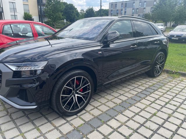 Audi Q8 50 TDI quattro tiptronic -