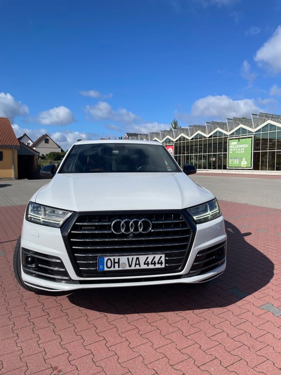 Image of Audi Q7