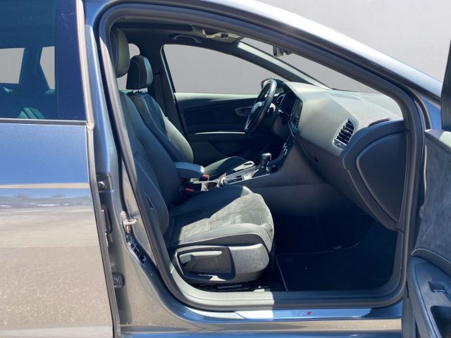 Leon ST Cupra 300 *LED+NAVI+PANO+SHZ+PDC+1.HAND*