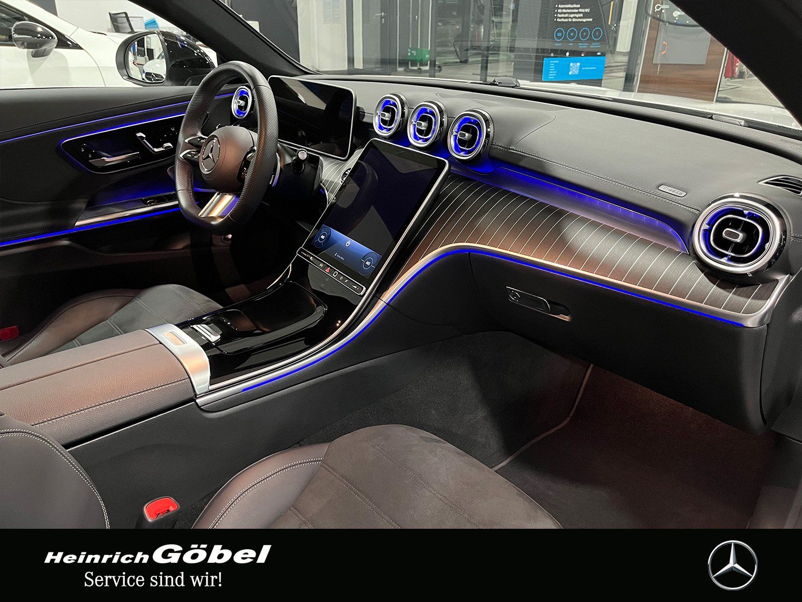 Fahrzeugabbildung Mercedes-Benz CLE 300 4M AMG+PANO+NIGHT+360°+BURMESTER+DIGITAL