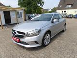 Mercedes-Benz A 180 A -Klasse A 180 BlueEfficiency - Mercedes-Benz A 180 mit Benzin-Antrieb: Limousine