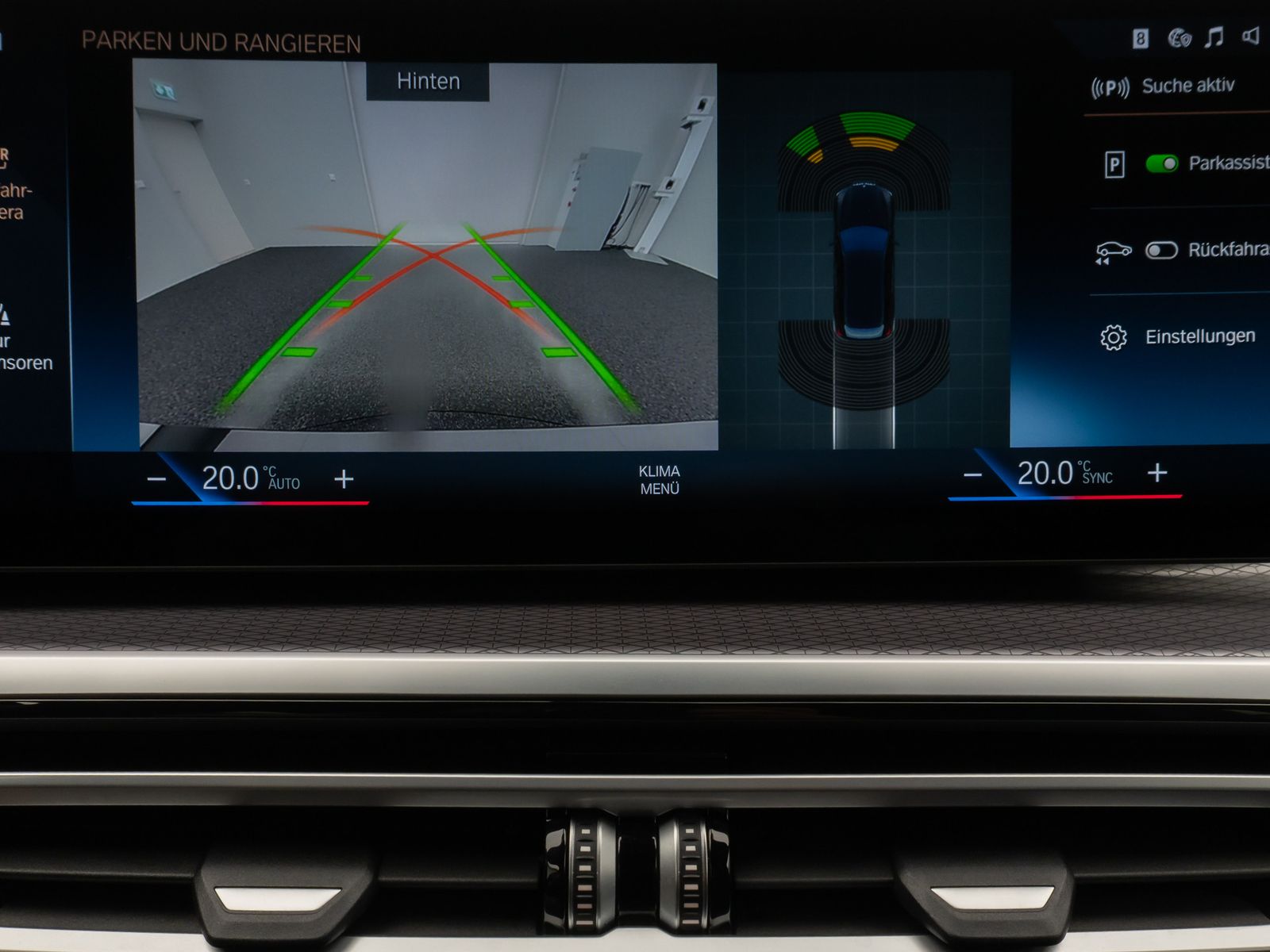 Fahrzeugabbildung BMW 318i M Sport Kamera HUD DAB HiFi Fernlichtassist