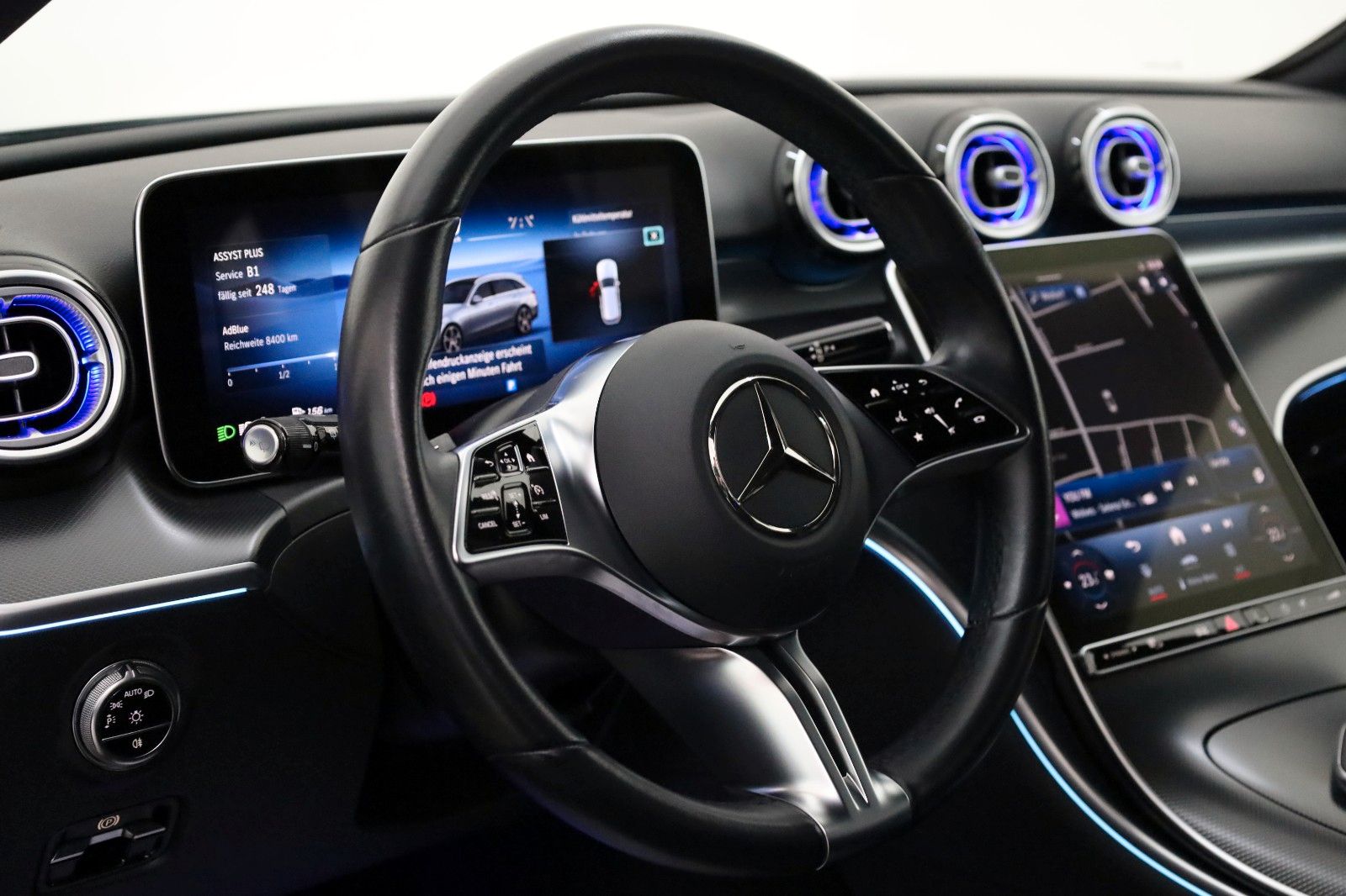 Fahrzeugabbildung Mercedes-Benz C 220d T ,Navi, T.Leder,LED,Kamera,el.AHK, SR+WR