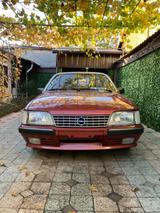 Opel Senator - Opel Senator mit Benzin-Antrieb: Automatik