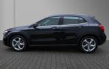 Mercedes-Benz GLA 200 Urban Automatik - schwarze Mercedes-Benz GLA-Klasse