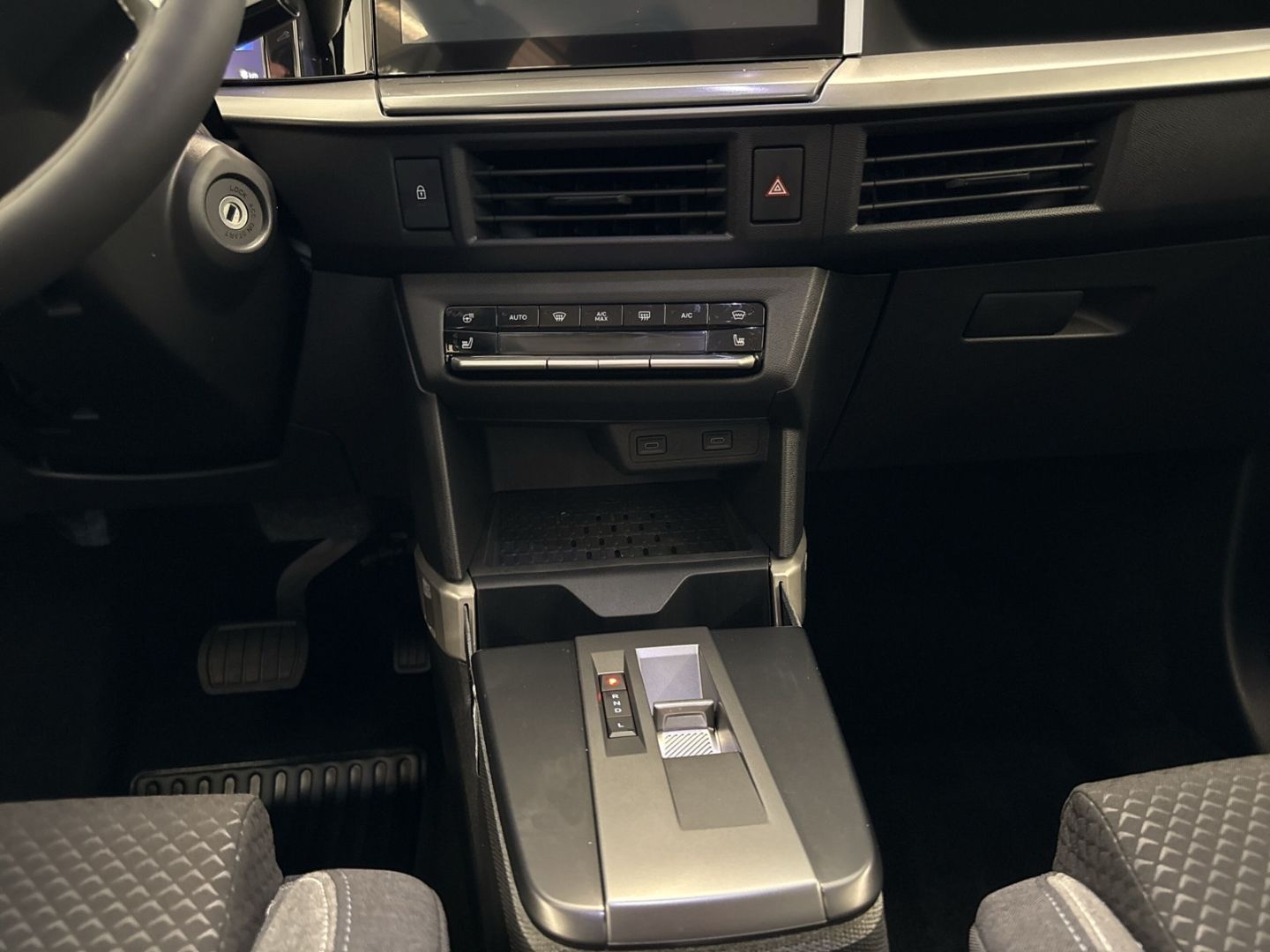 Opel Frontera - Bild 11