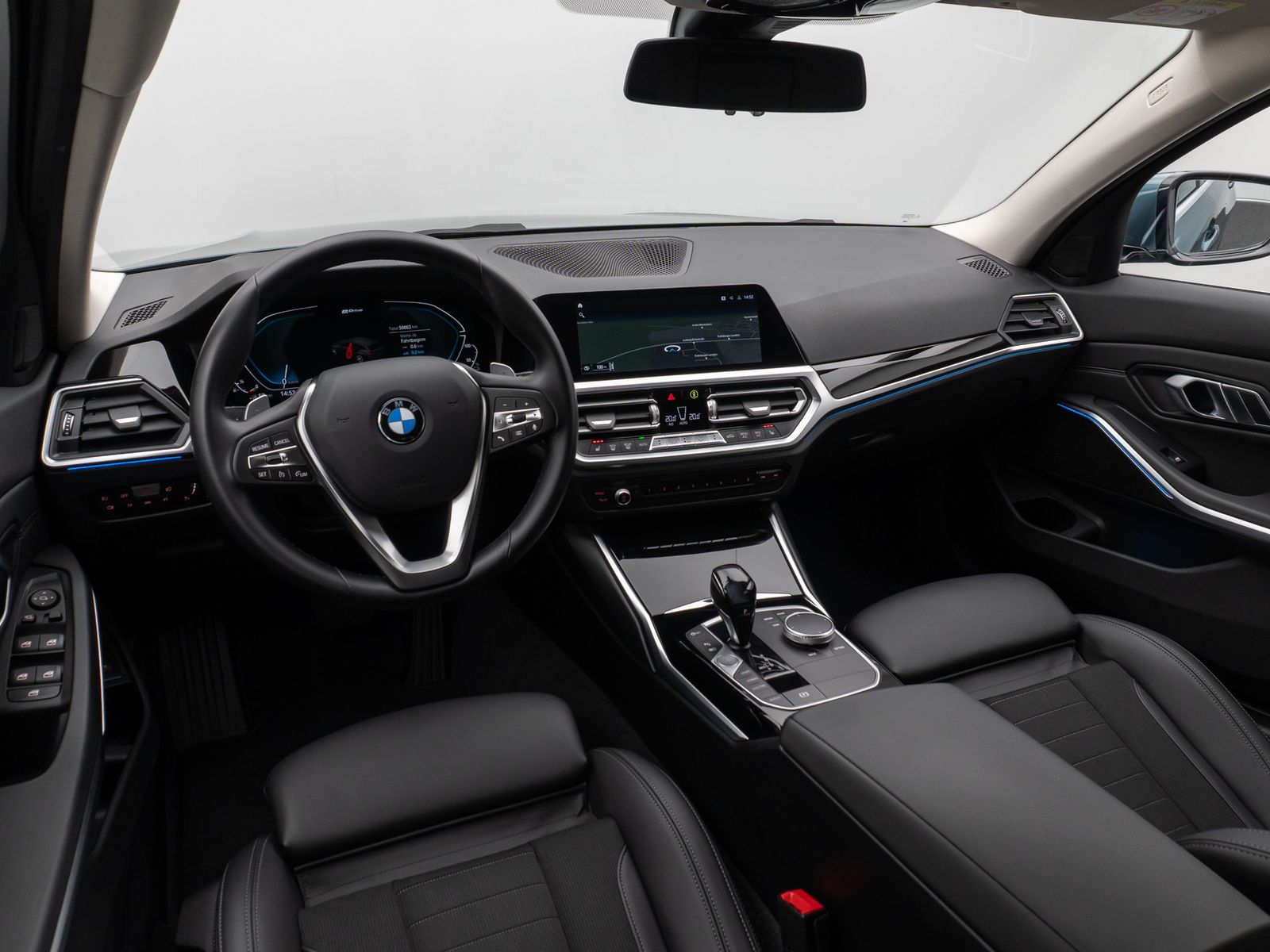 Fahrzeugabbildung BMW 330e  Sport Line Kamera DAB HiFi Komfort Alarm