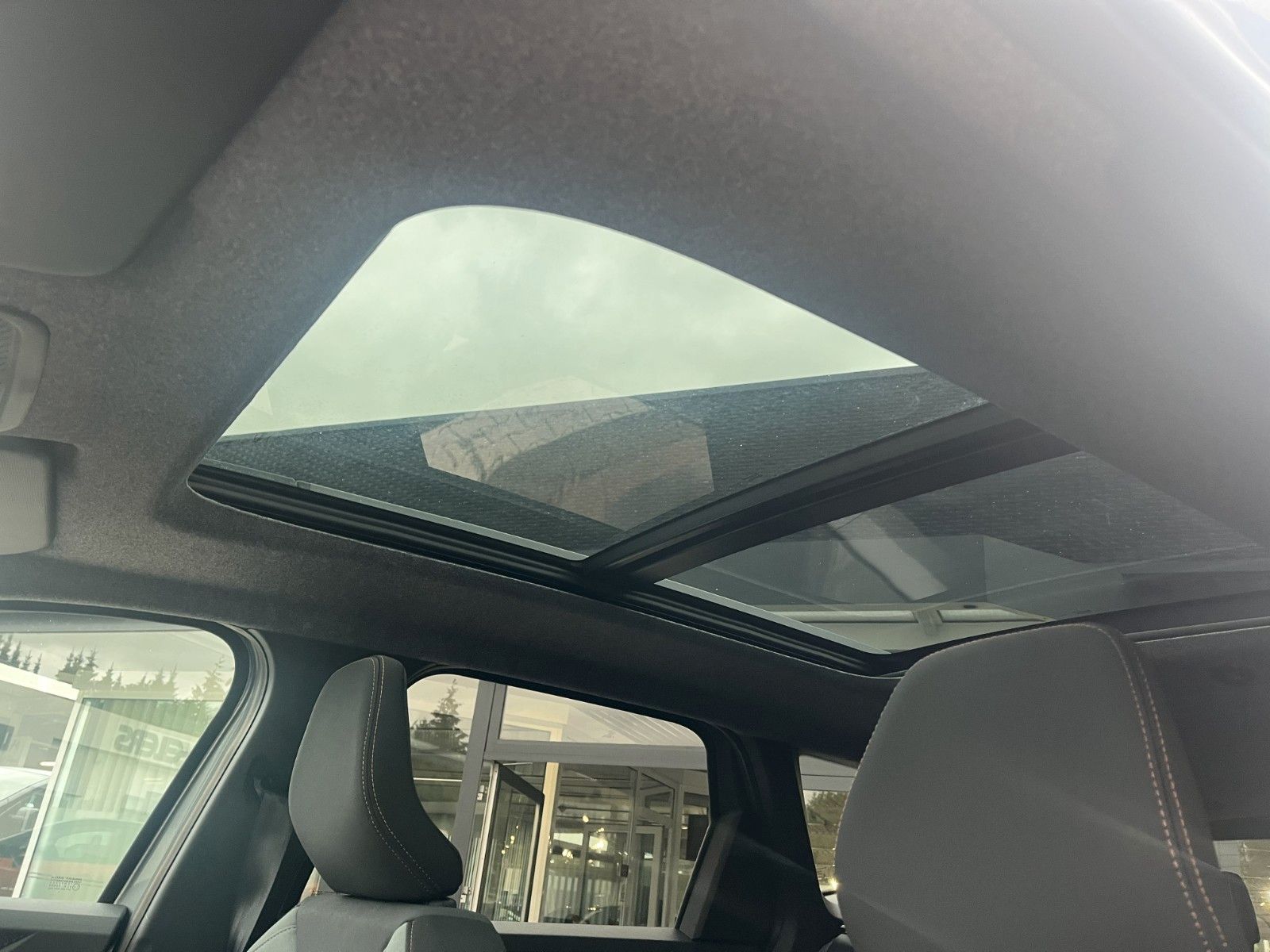 Fahrzeugabbildung Dacia Bigster Mild Hybrid 140 Extreme