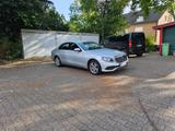 Mercedes-Benz E 200 Automatic - Mercedes-Benz E-Klasse von privat