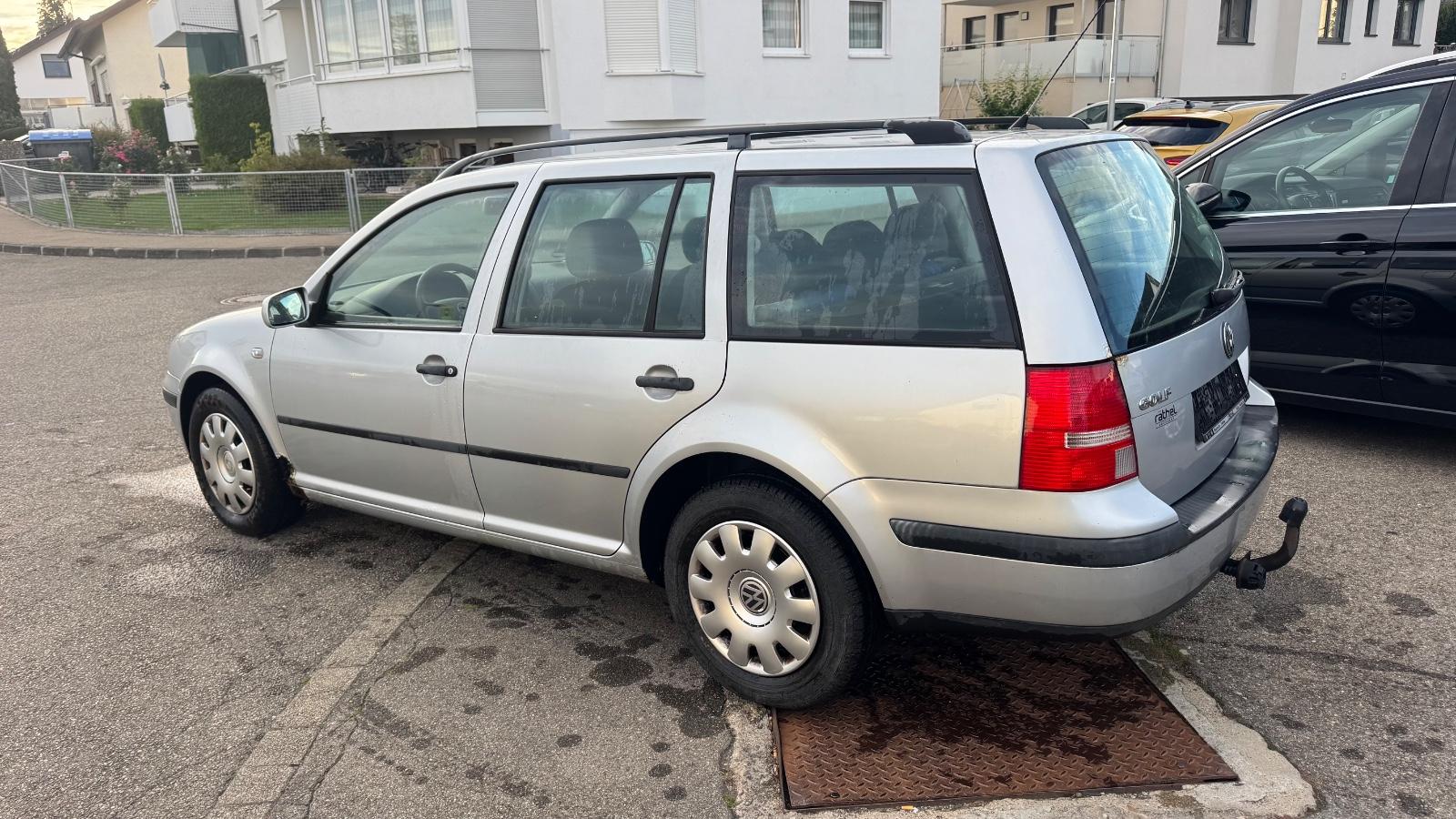 Volkswagen Golf 2006 — engine 1.390 cm³, 75 HP (55kW)