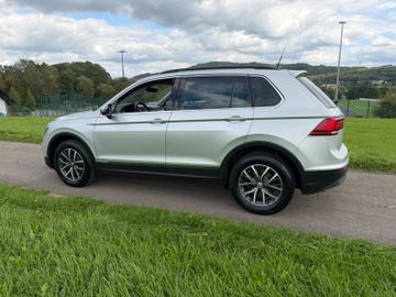 Volkswagen Tiguan - 4