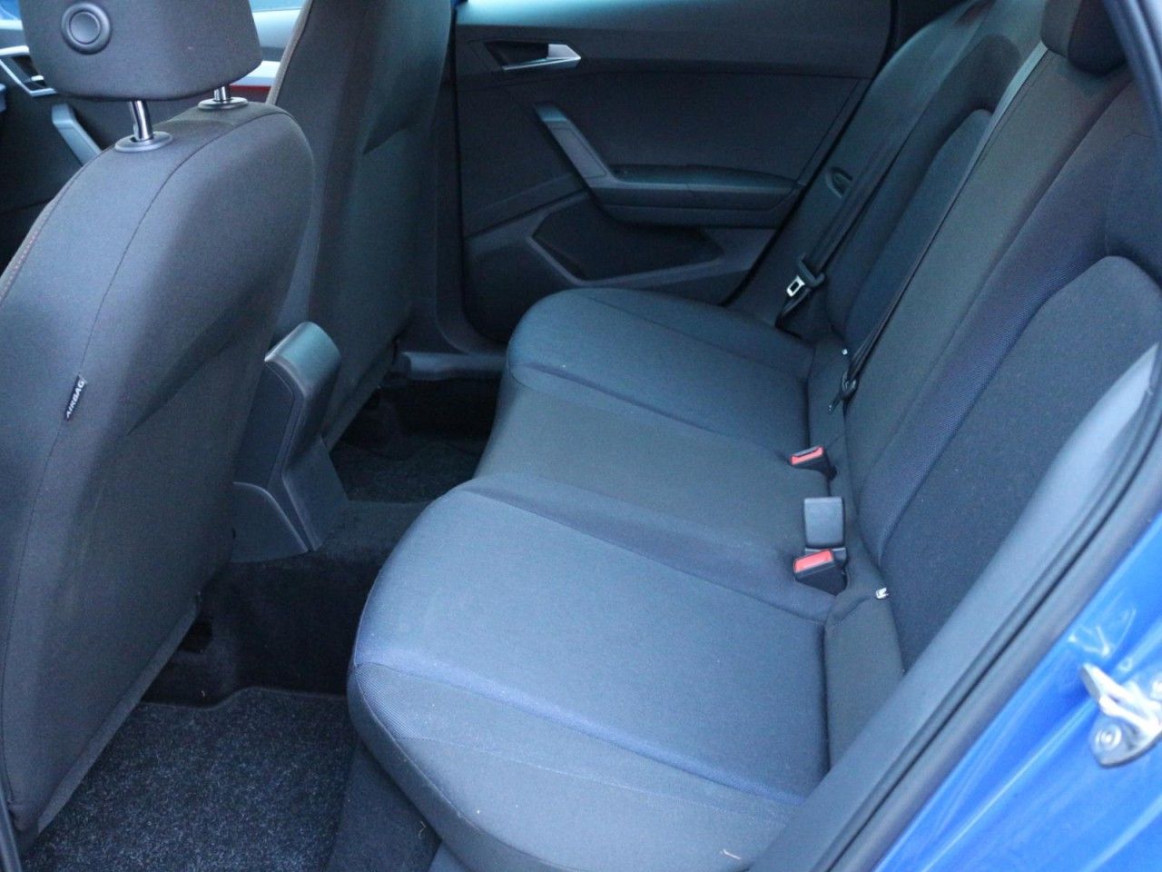 Fahrzeugabbildung SEAT Arona FR 1.0 TSI 115 PS 7-Gang-DSG VFW