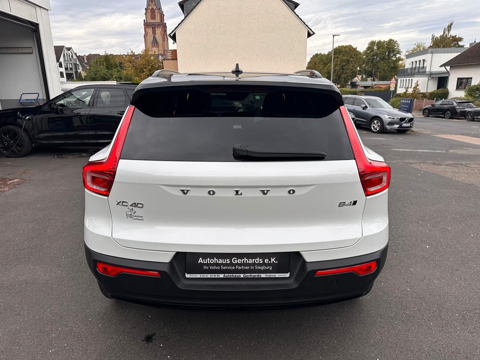 Volvo XC40 B4 R-Design AWD AHK BLIS ACC Standheiz.Kam foto 7